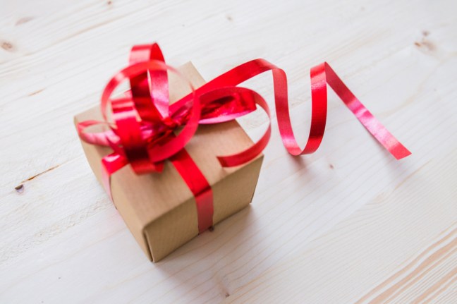 present-box-with-ribbons-tied-around-it_800
